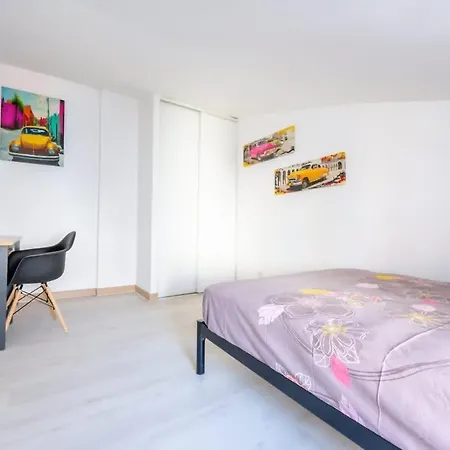 Appart' Des Tours De La Rochelle Apartment *